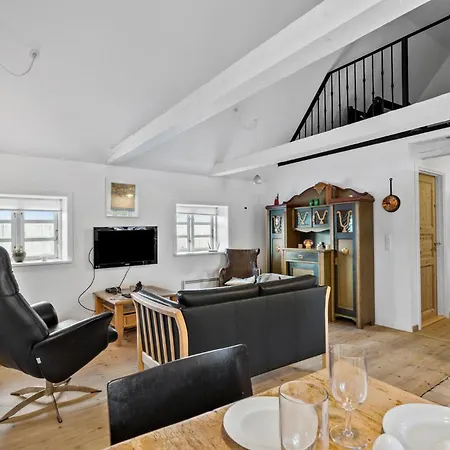 2 Bedroom Amazing In Ferienhaus Blåvand